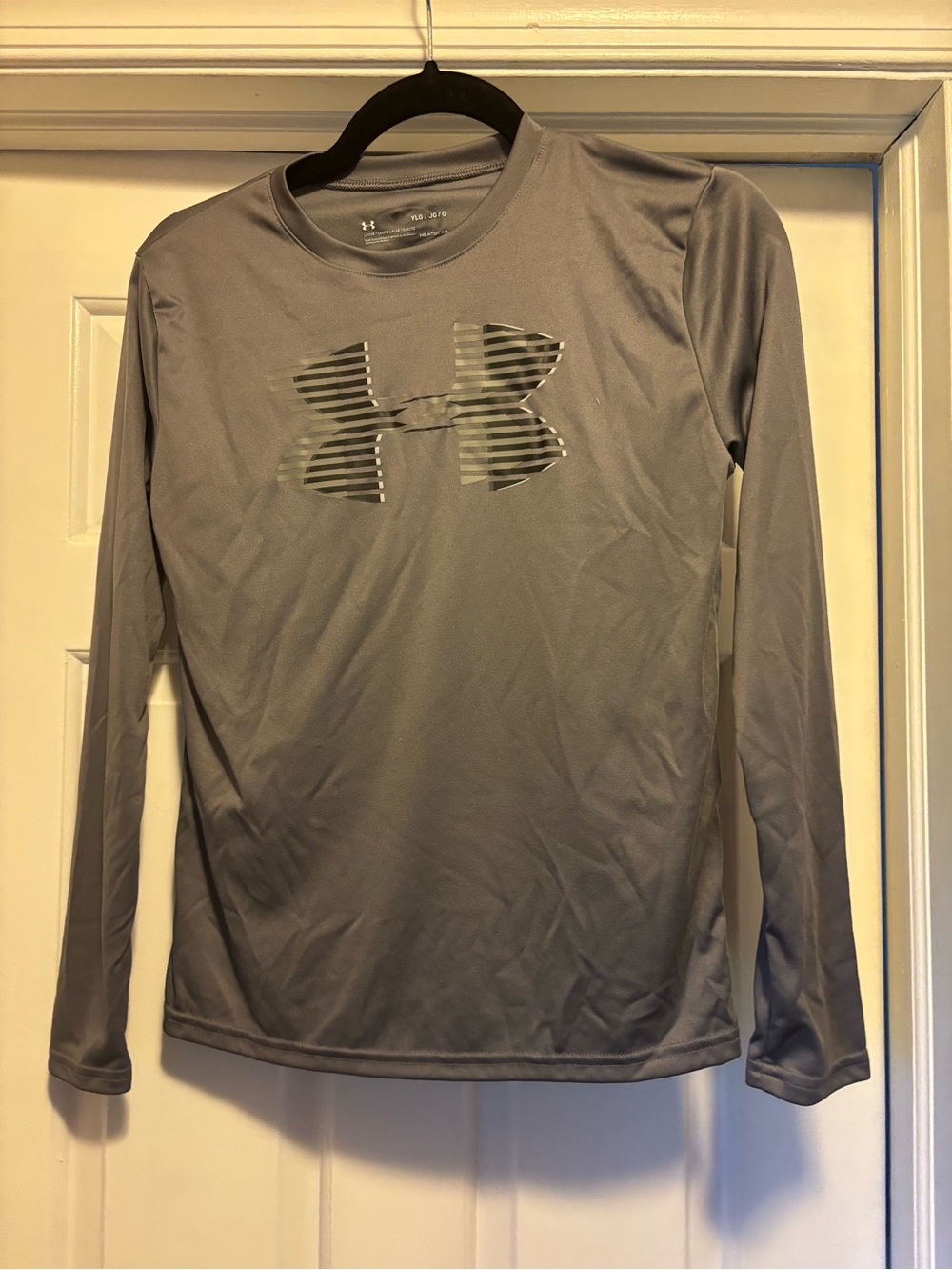 Under Armour Heatgear YLG loose fit